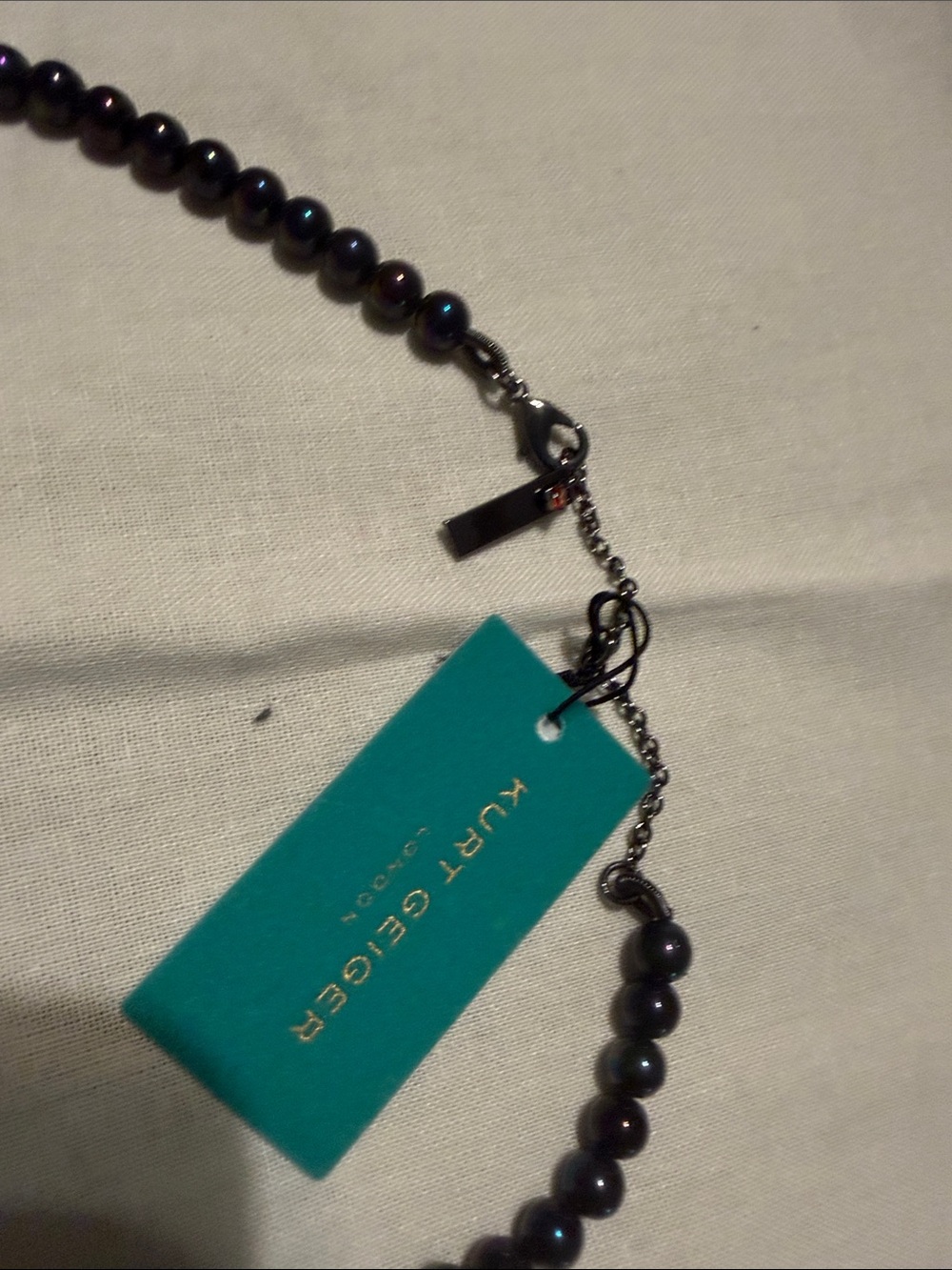Kurt Geiger London Signature Eagle Pearl Short Pendant Necklace - Picture 5 of 6